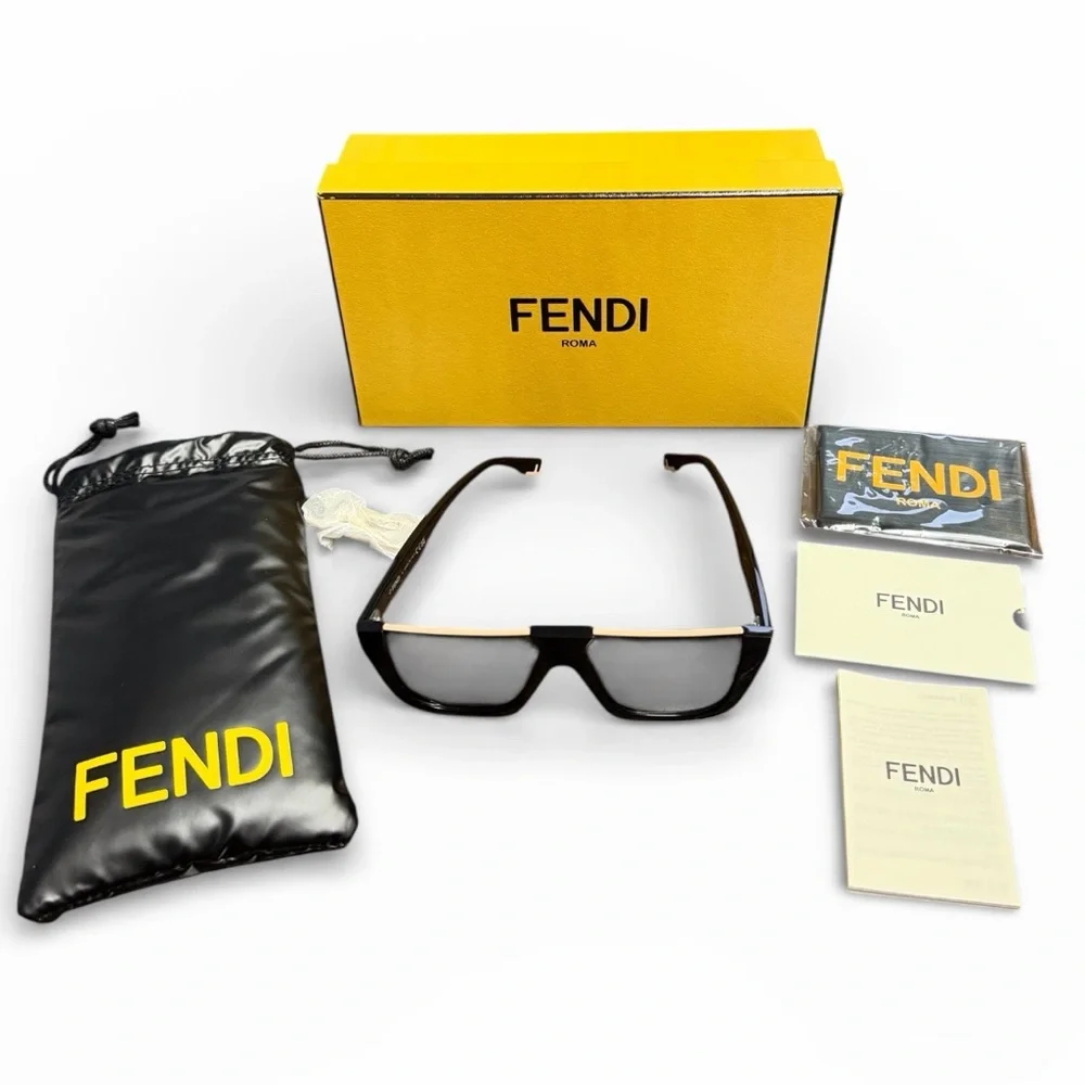 Fendi Black Sunglasses‎